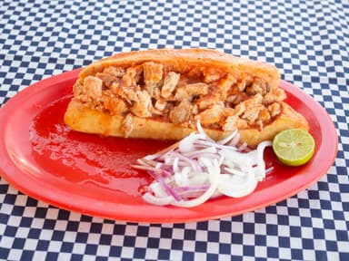 Torta Ahogada de Carnitas