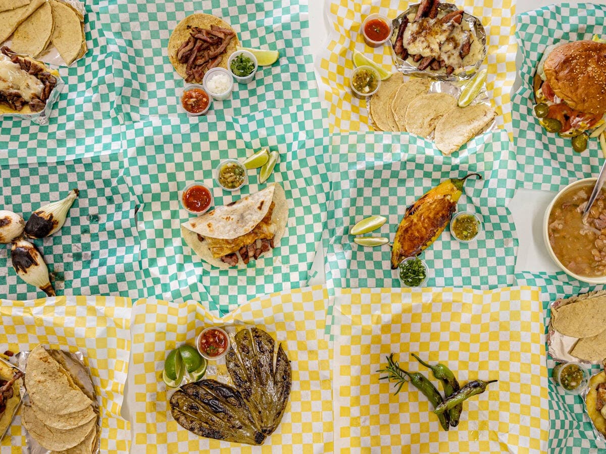 Tacos de Asada Los Amigos