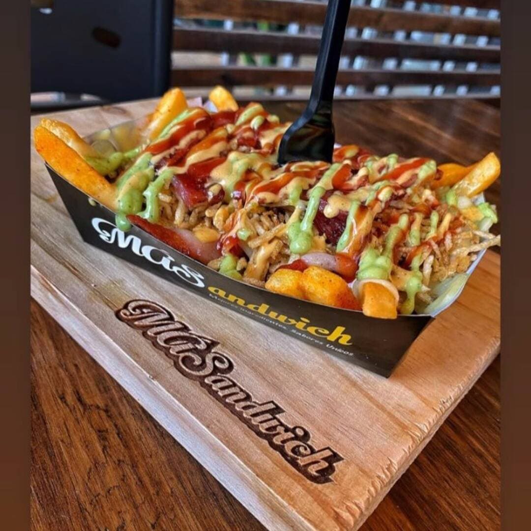 Salchipapa Gratinada Personal