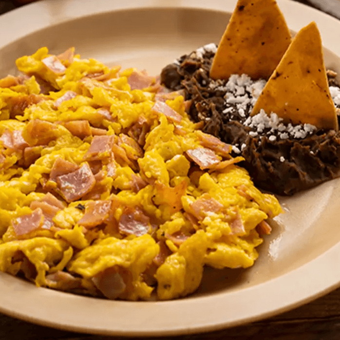 Huevos Con Tocino