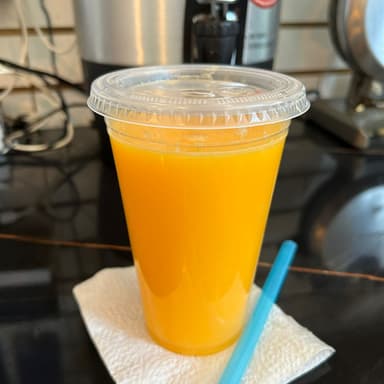 Jugo de Naranja Artesanal 16oz