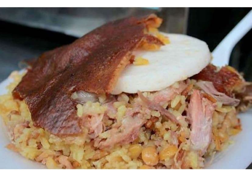 Lechoneria Santolima (Desayunos y Empanadas)