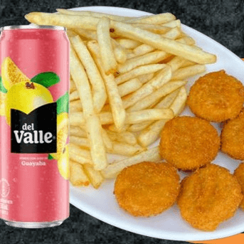 CP4 6 nuggets + Papas Fritas + Jugo