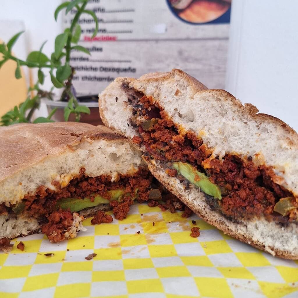 Torta Clásica, Choriqueso