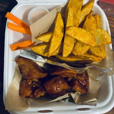 COMBO PERSONAL Boneless y Papas Gajo