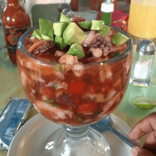 COCTEL DE CAMARON CON PULPO GRANDE