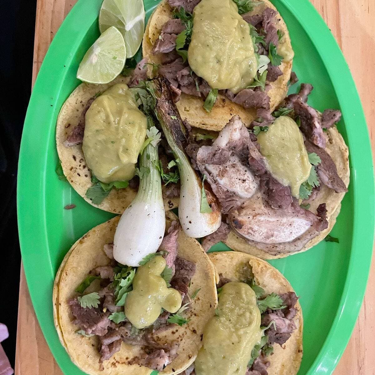 Tacos de carne asada