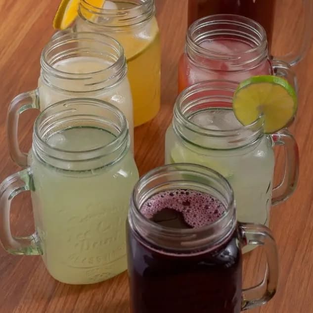 Agua de Frutas Naturales 1 L