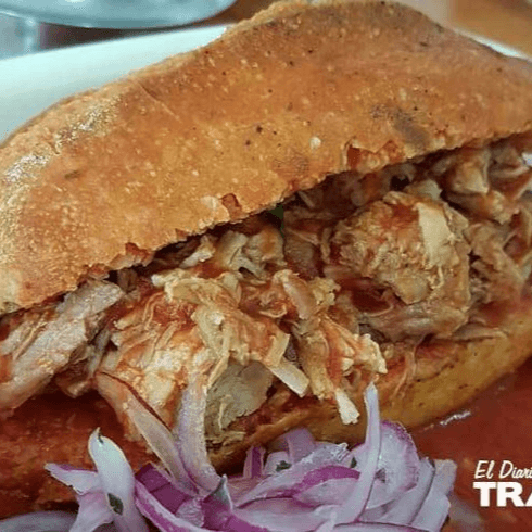 Tortas Carnitas