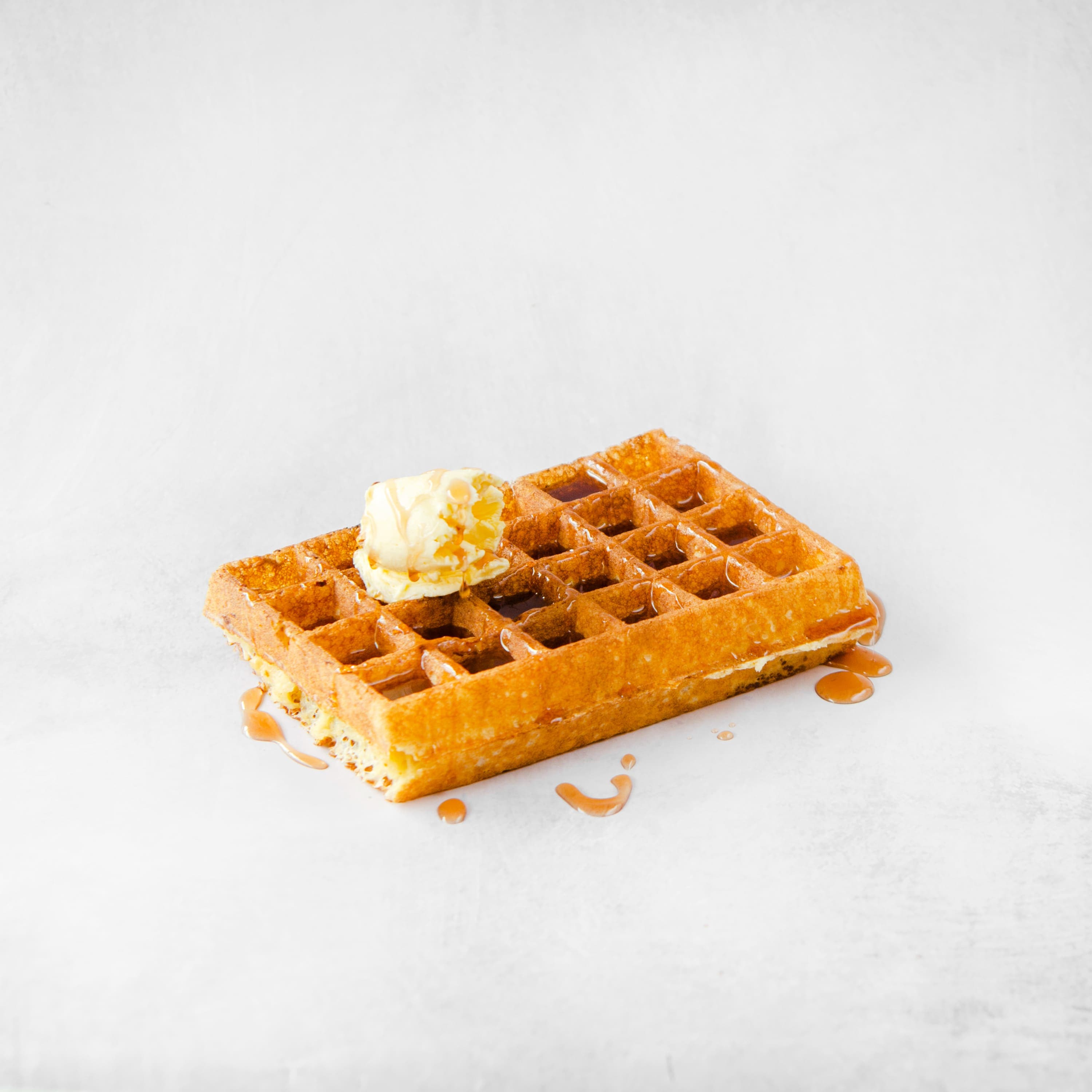 Gofre Mantequilla y Syrup