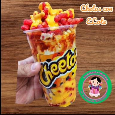 Vaso con Cheetos y Élote