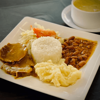 Lunch Carne en posta