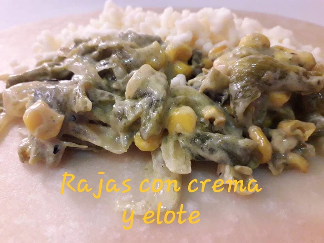 Chimichanga de Rajas con Crema y Elote