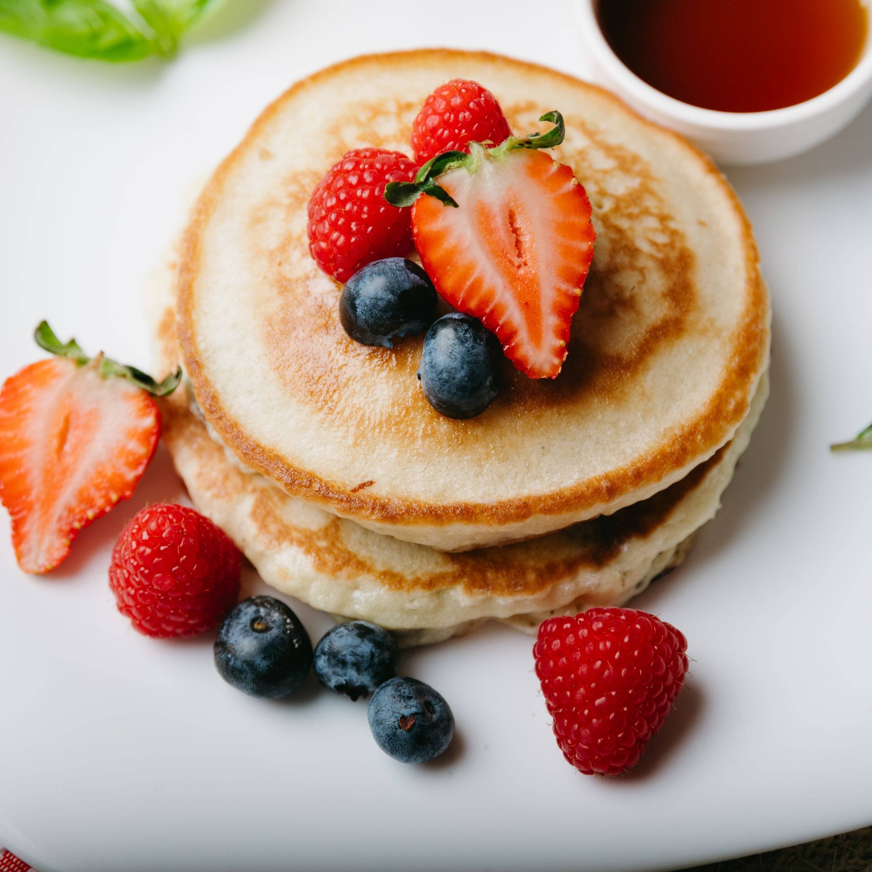 Omelete + Pancakes