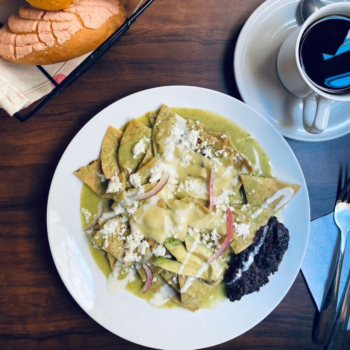 Chilaquiles en Salsa Suiza