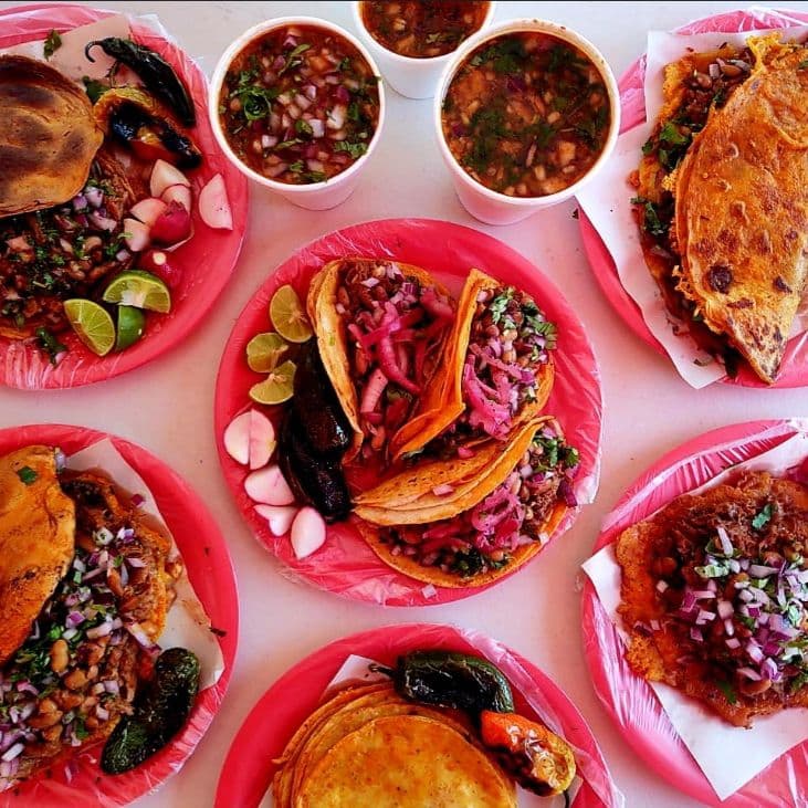 Carreta Combo 3 Tacos + Consomé + Agua