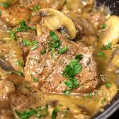 Lomo en Salsa de Champiñones