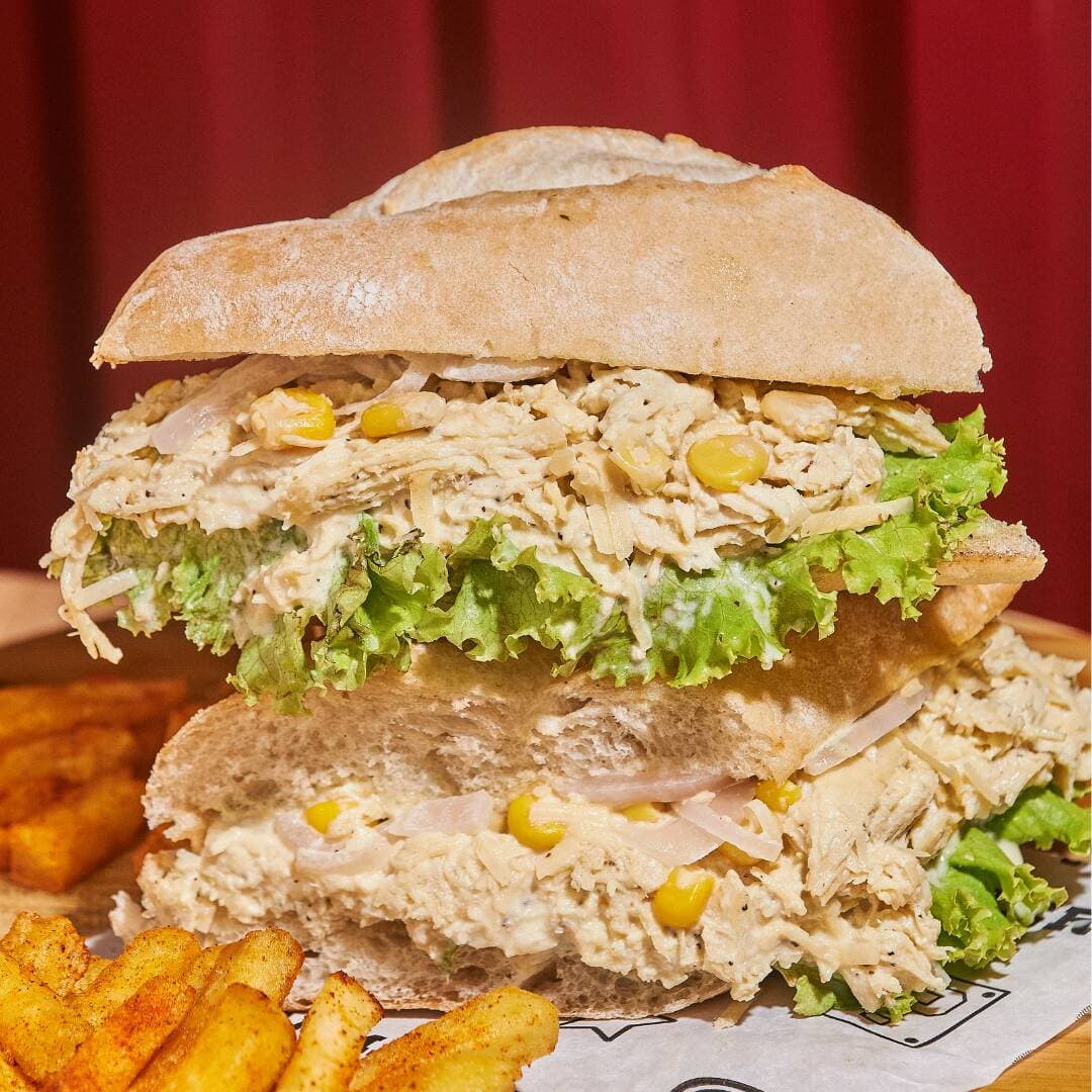 Sandwich Pollo Desmenuzado ESPECIAL