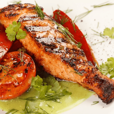 PESCADO AL MOJO DE AJO