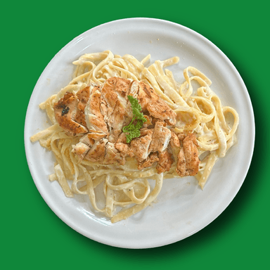 Pasta Alfredo con Pollo
