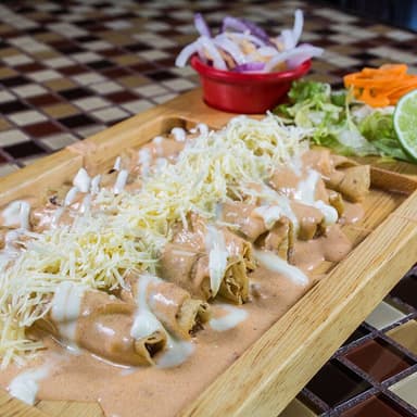 Tacos Clásicos Suizos