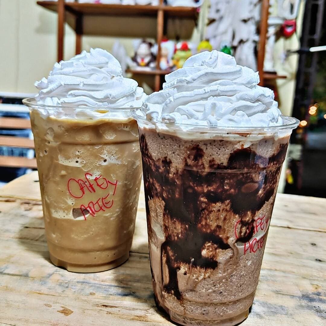 Café + Chocolate Frappé