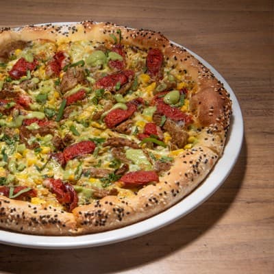 Pizza Arrachera y Chistorra