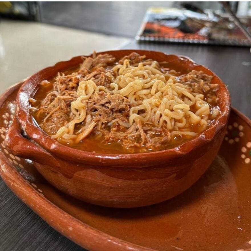 1 BARBAMEN + 1 TACO DE BARBACOA + 1 AGUA FRESCA