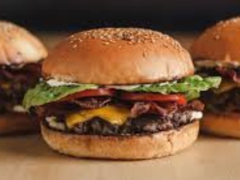 HotDogs y Hamburguesas Las 3 Reynas