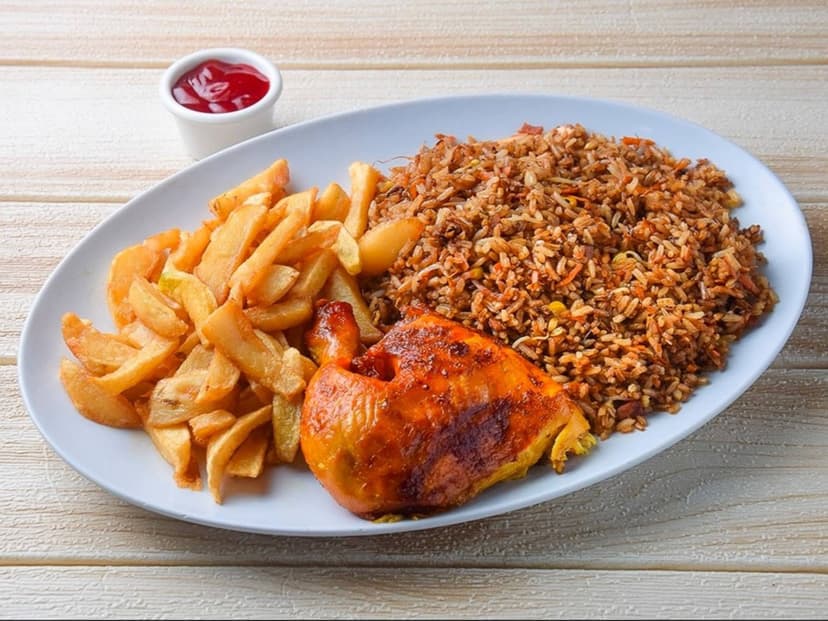 Arroz Chino El Brasero Al Rojo (Pollo & Alitas)