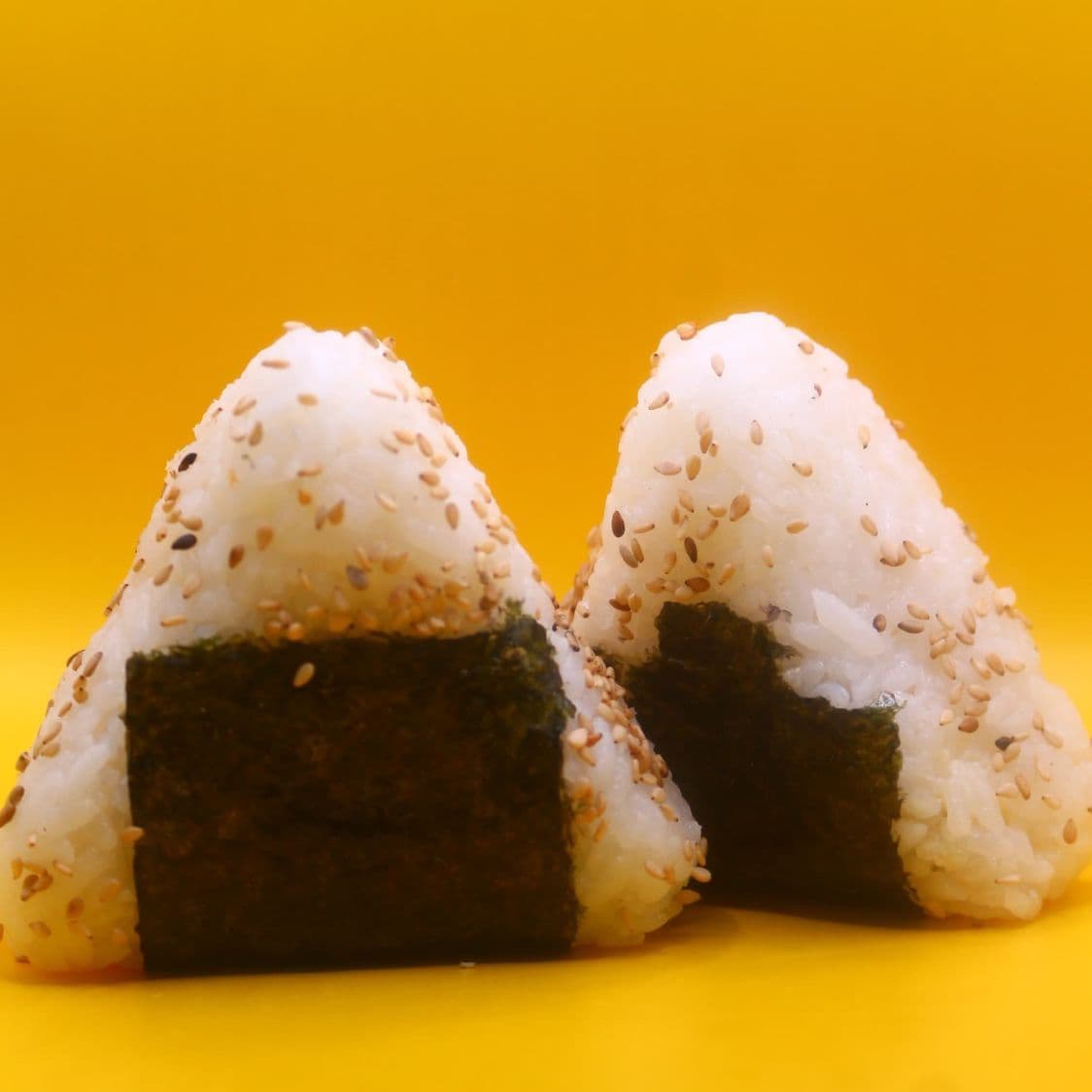 Onigiri de tampico o queso crema