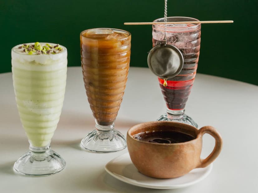 La Tribu Coffee Shop