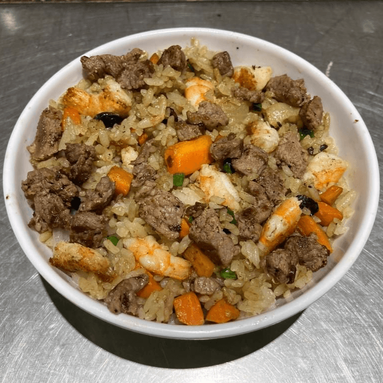 Yakimeshi mixto