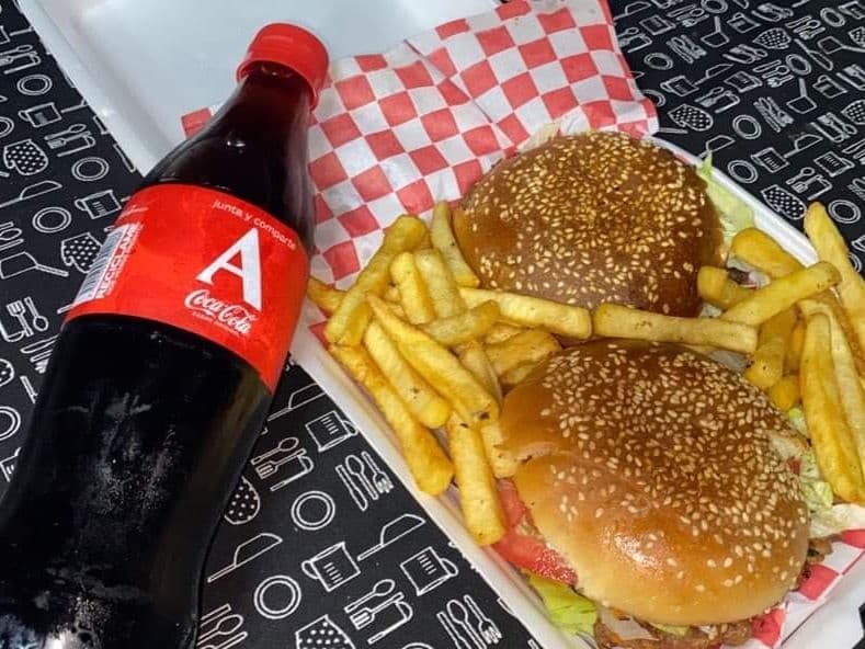 Hamburguesas y Tortas Mac Toño (Atemajac)