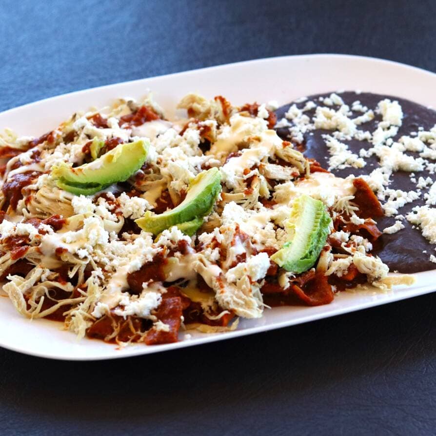 Chilaquiles Enmolados