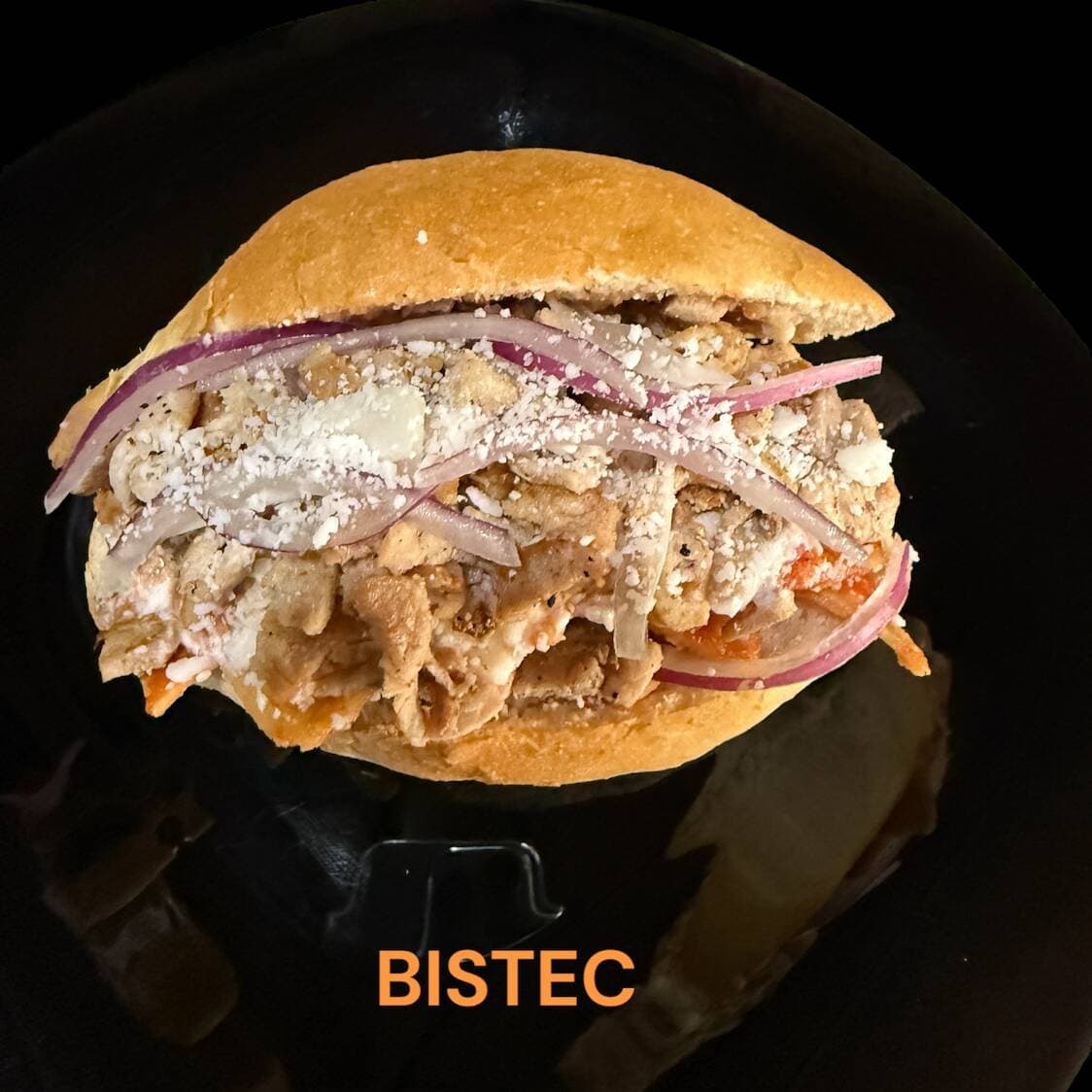 Torta de Chilaquiles Bistec