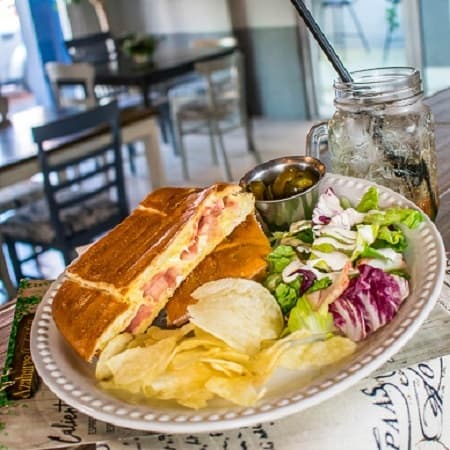 Azahares Florals & Coffee