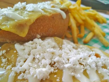 Mollete de Chilaquiles