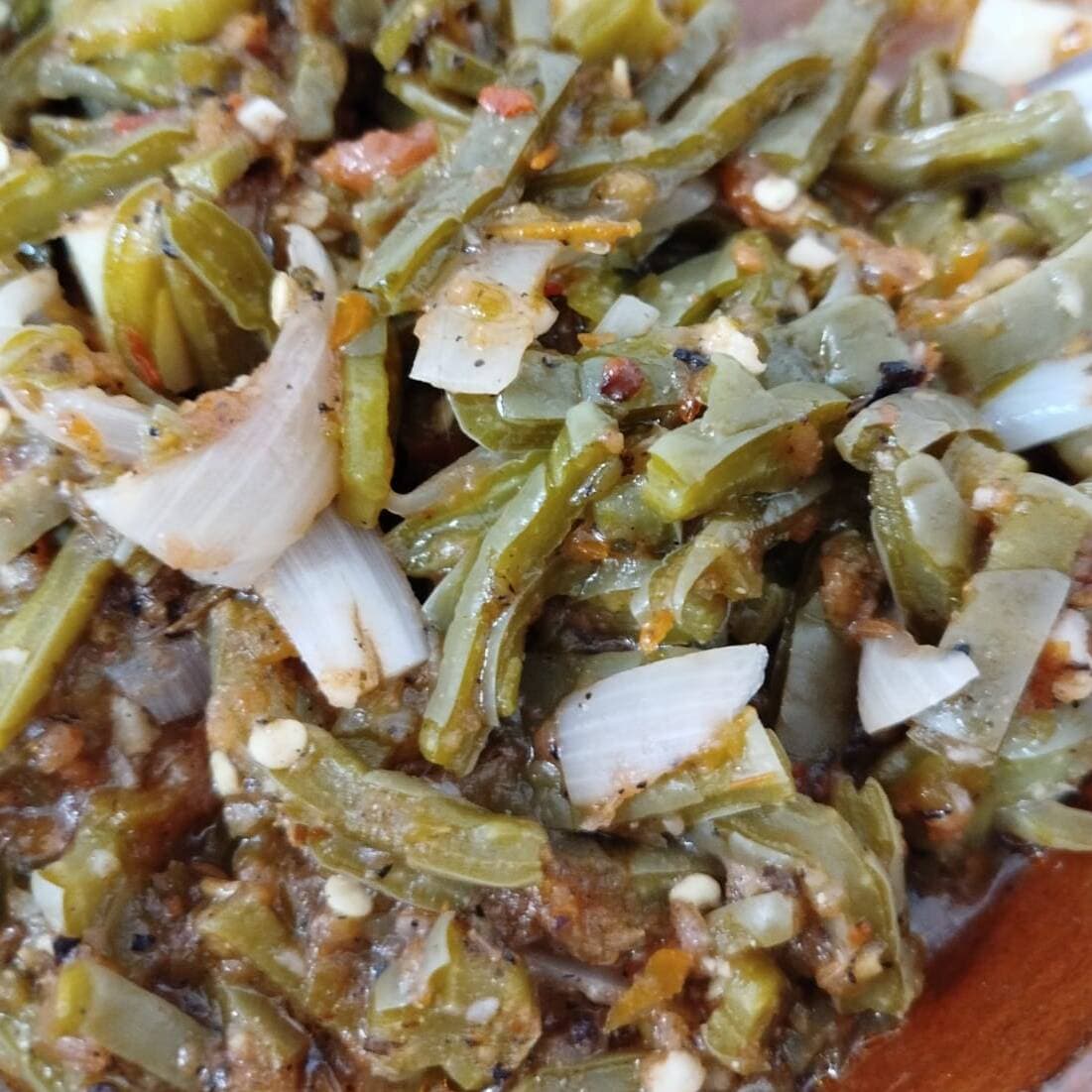 Nopales Guisados con Papas 1/2 Orden