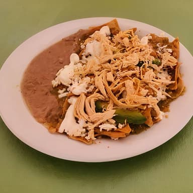 Chilaquiles con Pollo