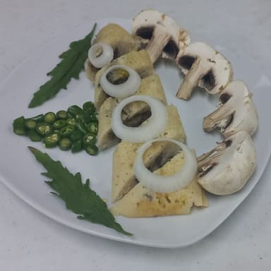 Tamal de Champiñón con Recaudo y Queso