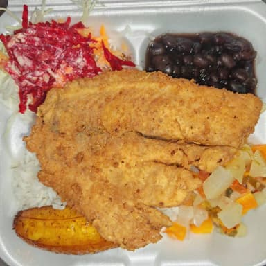 Casado de Pescado al Ajillo