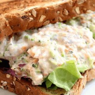 Sándwich de Ensalada de Atun