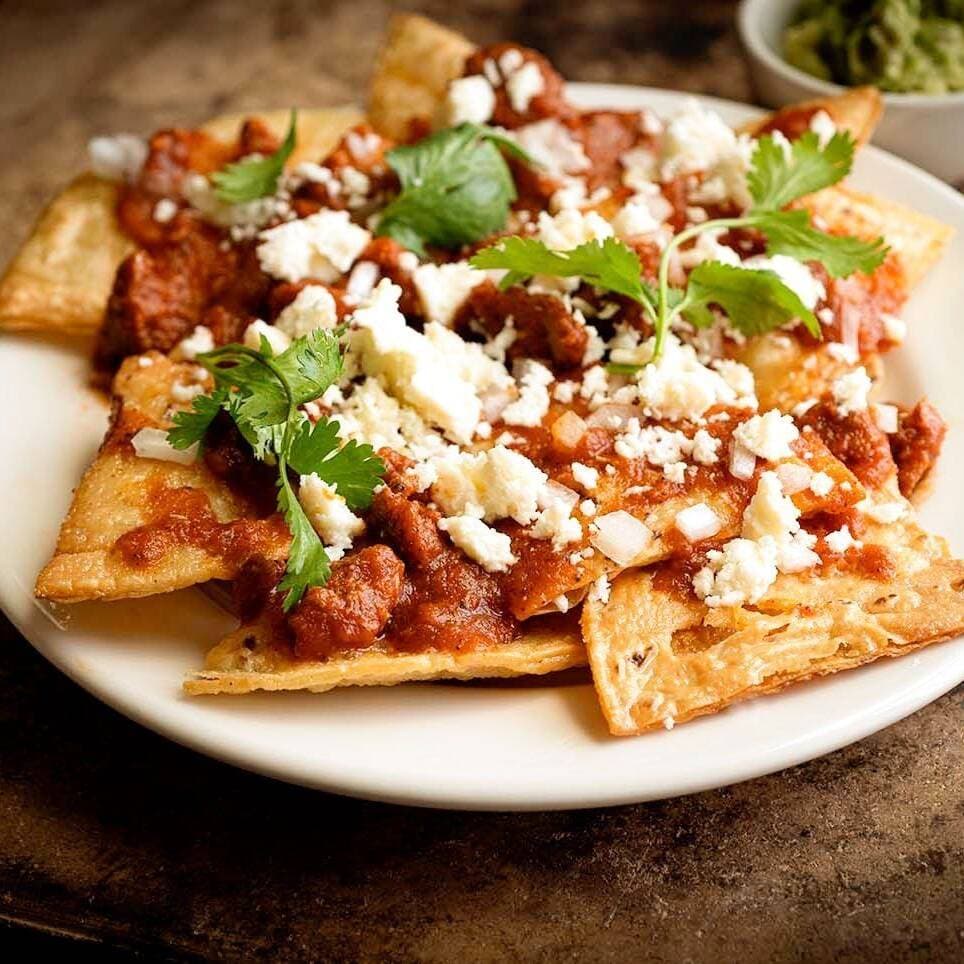CHILAQUILES CON CHORIZO PARA ASAR