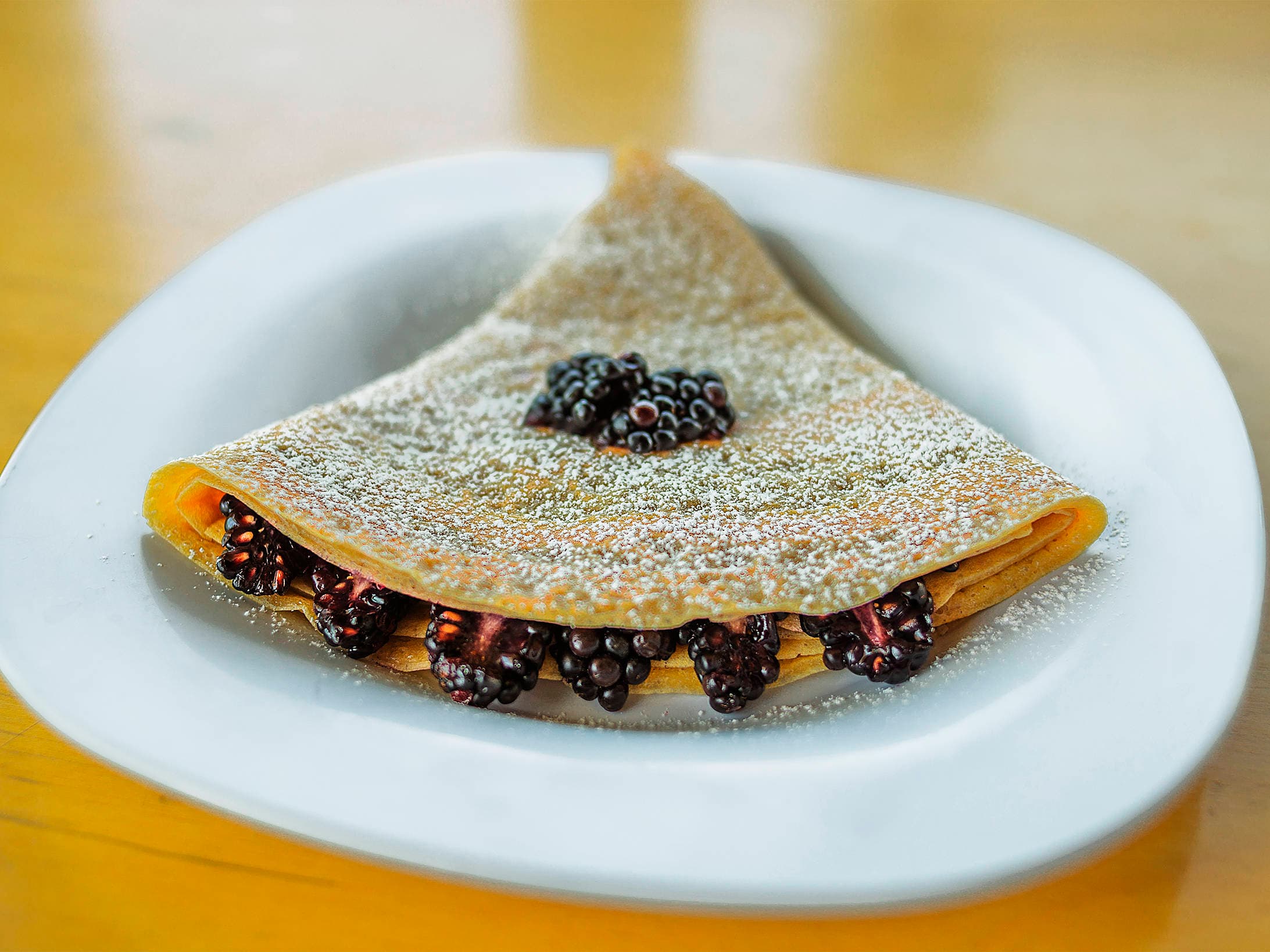 Crepa Philadelphia, jamón pierna, peperoni  piña