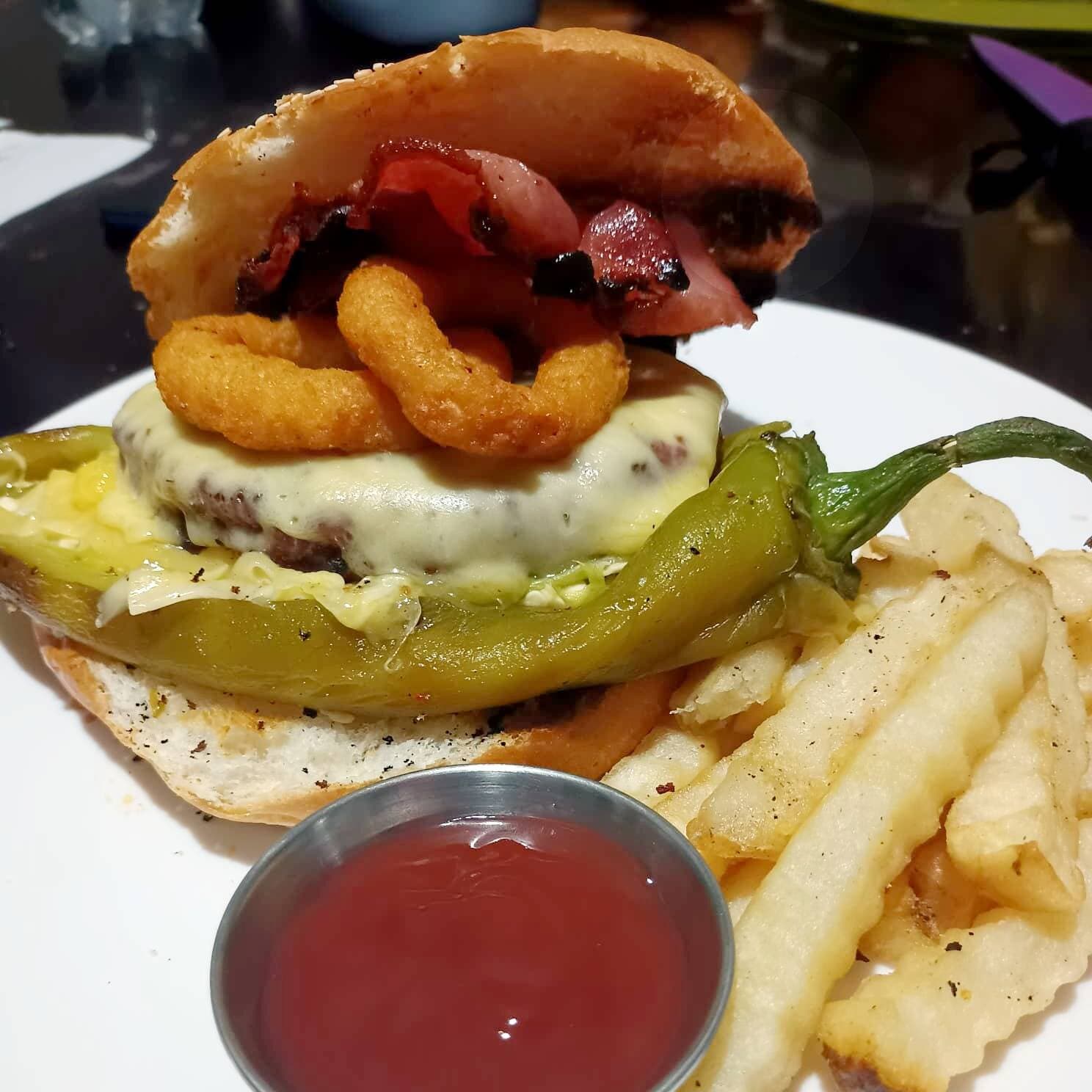 Hamburguesa Chilacona.