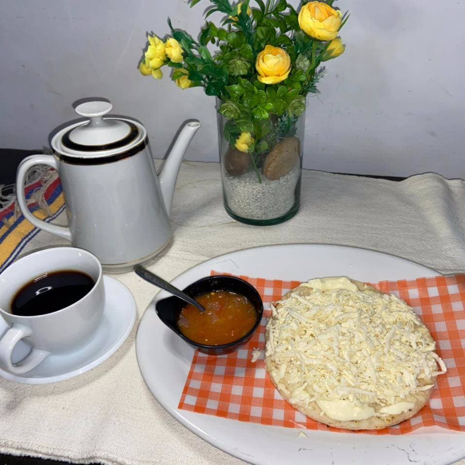 Arepa Tela Con Queso