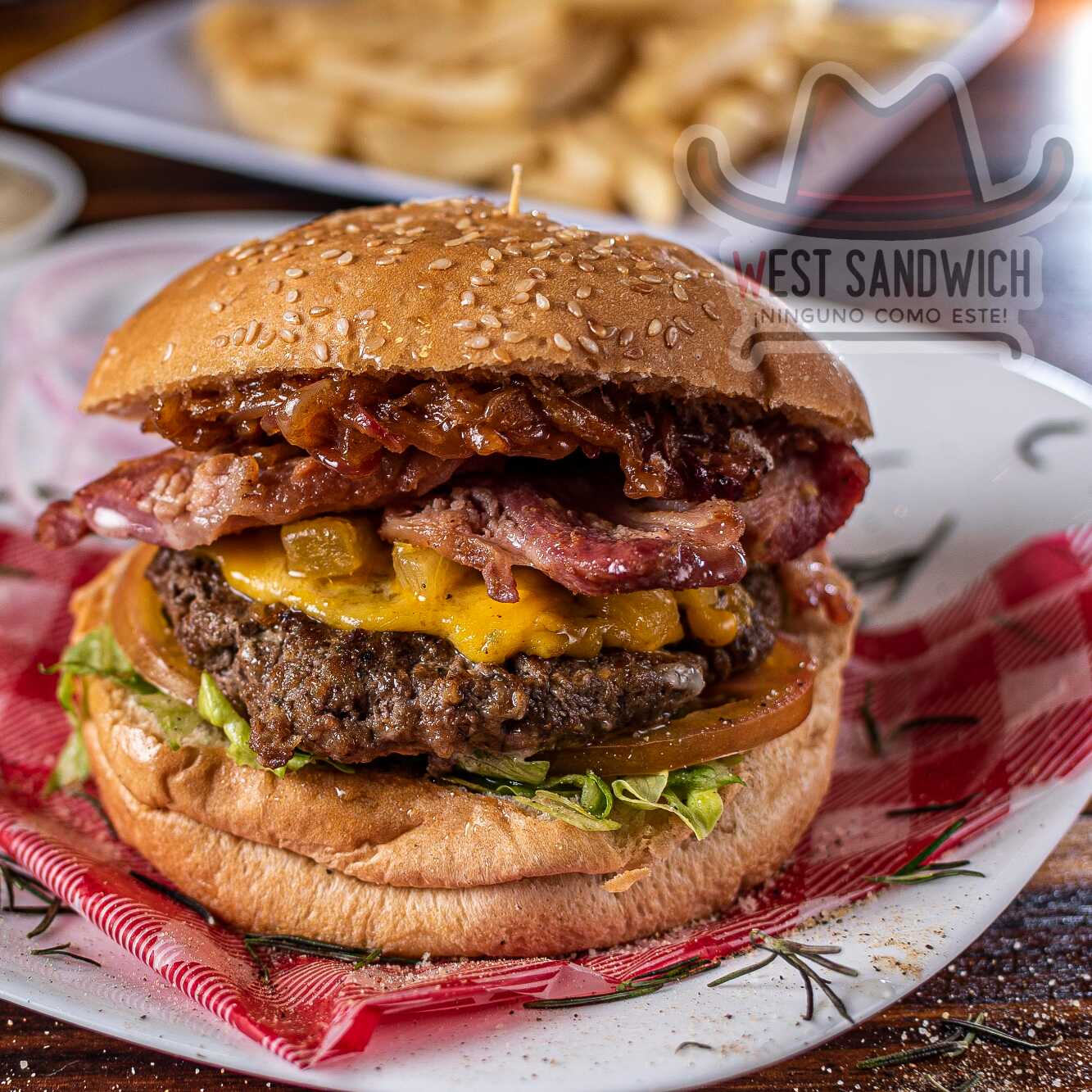 Combo Hamburguesa West