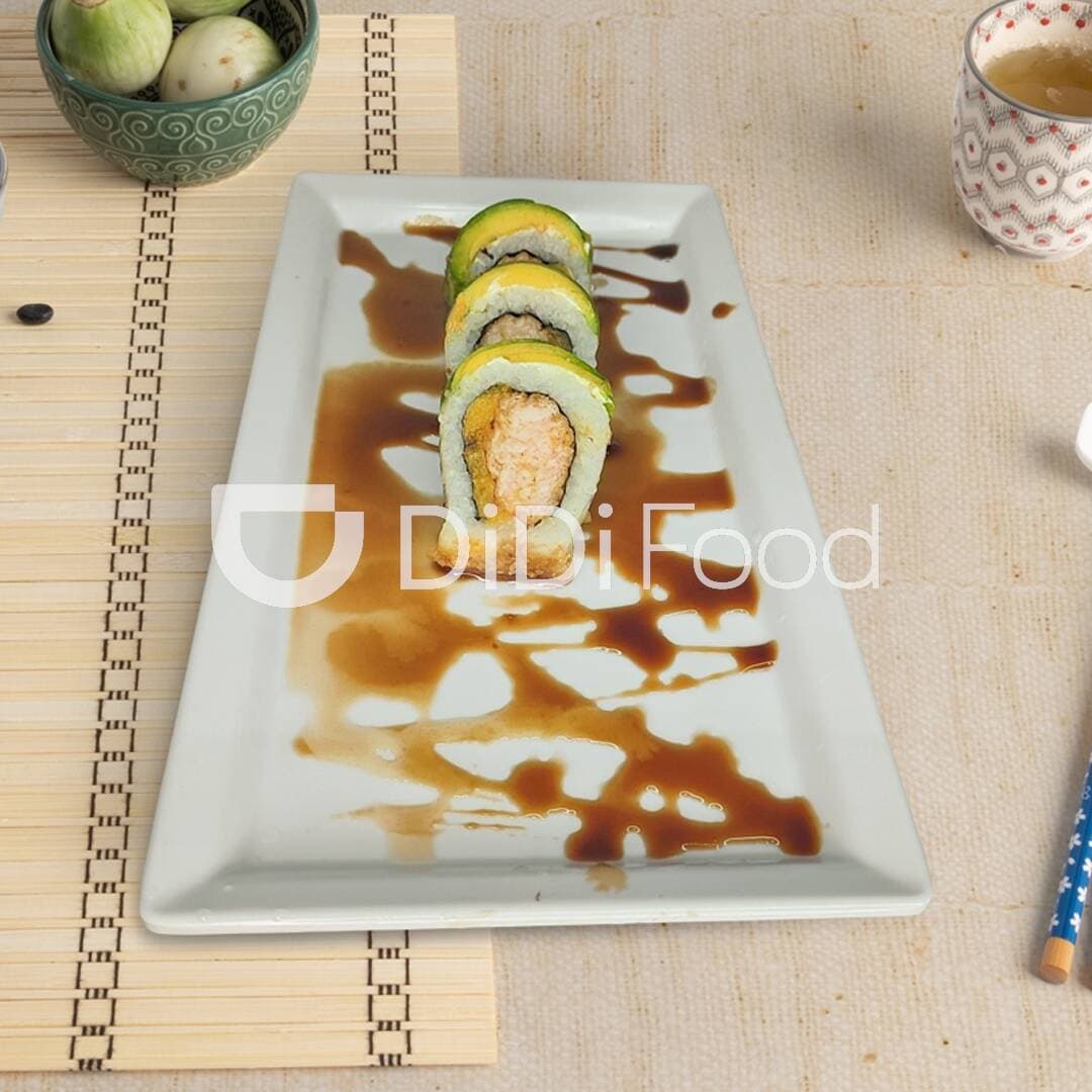 24 Bocados = 12 RIKU ROLL + 12 TANUKI ROLL