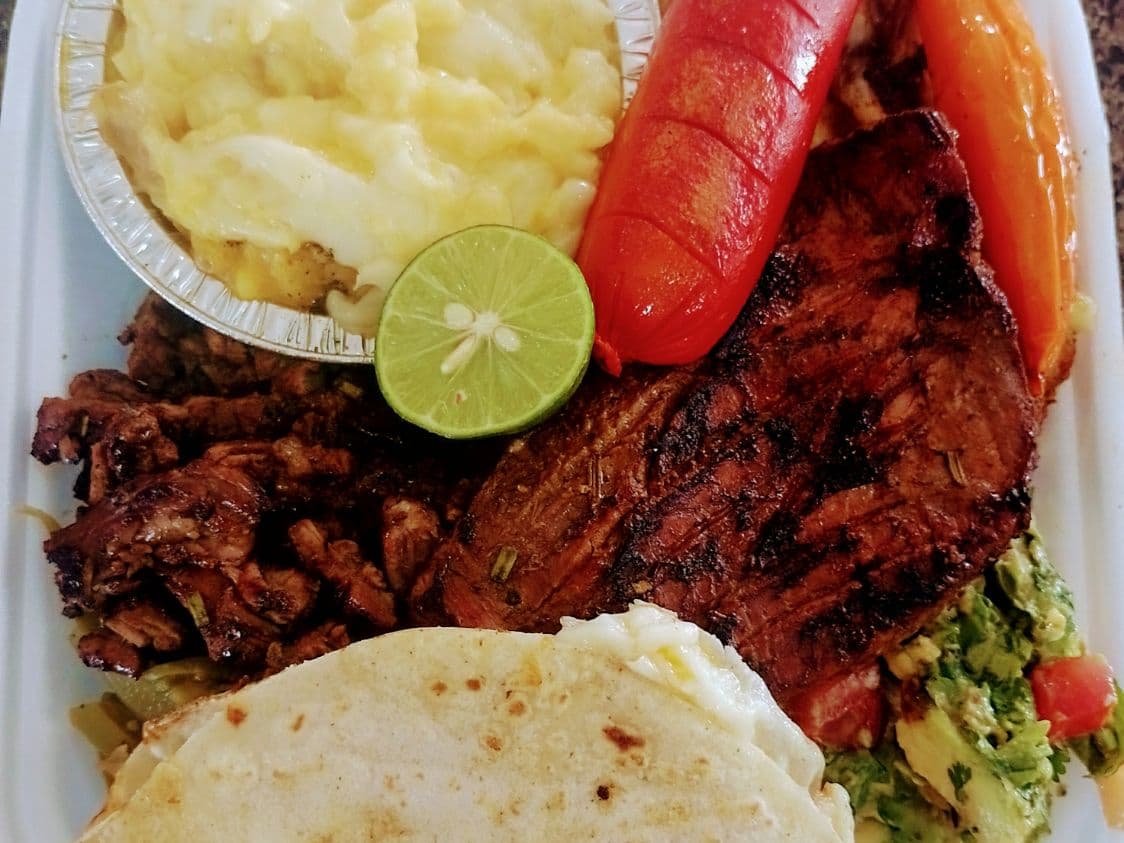 Parrilla Chuleta Res/Arrachera/Alambre, Papa y Beb
